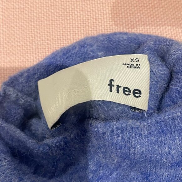 Wildred Free Aritzia Alpaca Blend Turtleneck Sweater (Women's XS) - Picture 3 of 5